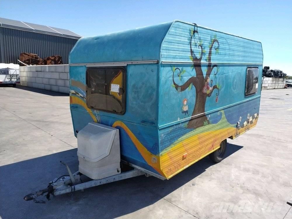  DIGUE 450 Obytné automobily a karavany