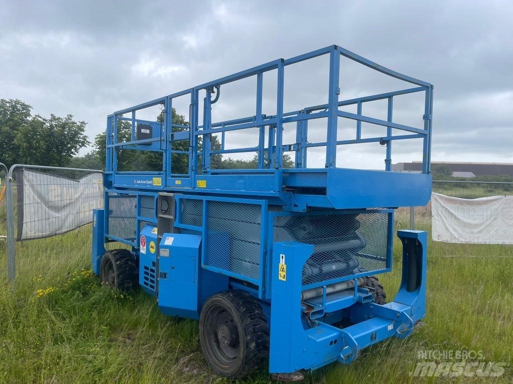 Genie GS 4390 RT Nožnicové zdvíhacie plošiny