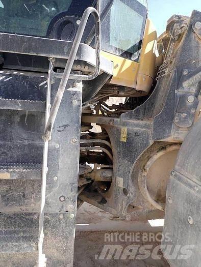 Komatsu WA475-10 Kolesové nakladače