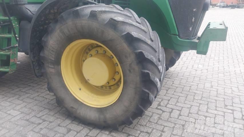 John Deere 7730 AS Traktory