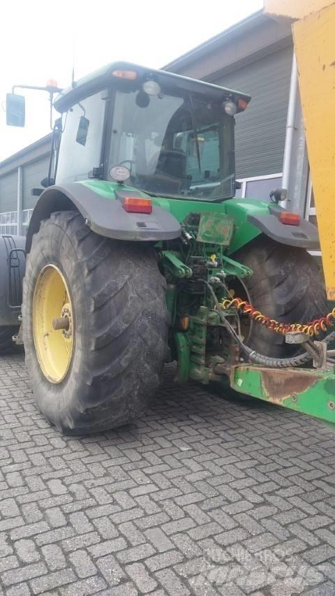 John Deere 7730 AS Traktory