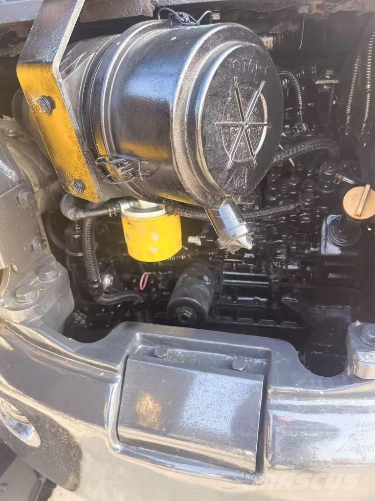 Komatsu PC 40 MR Pásové rýpadlá