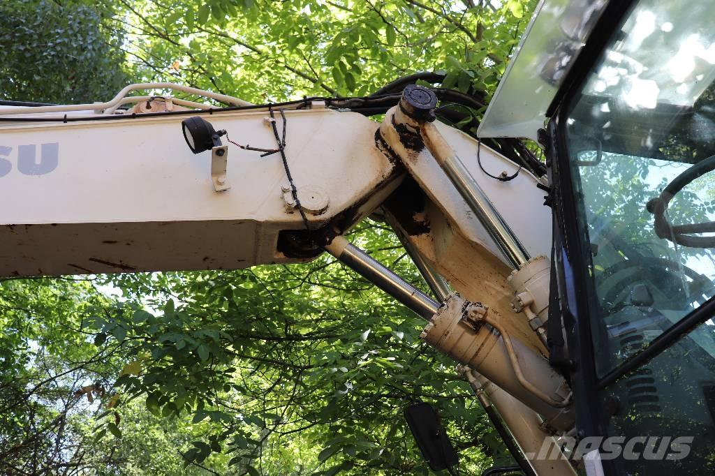 Komatsu PW 140-7 Rýpadlo-nakladače