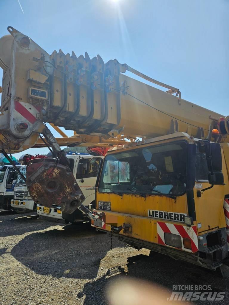 Liebherr LTM 1090-2 Univerzálne terénne žeriavy
