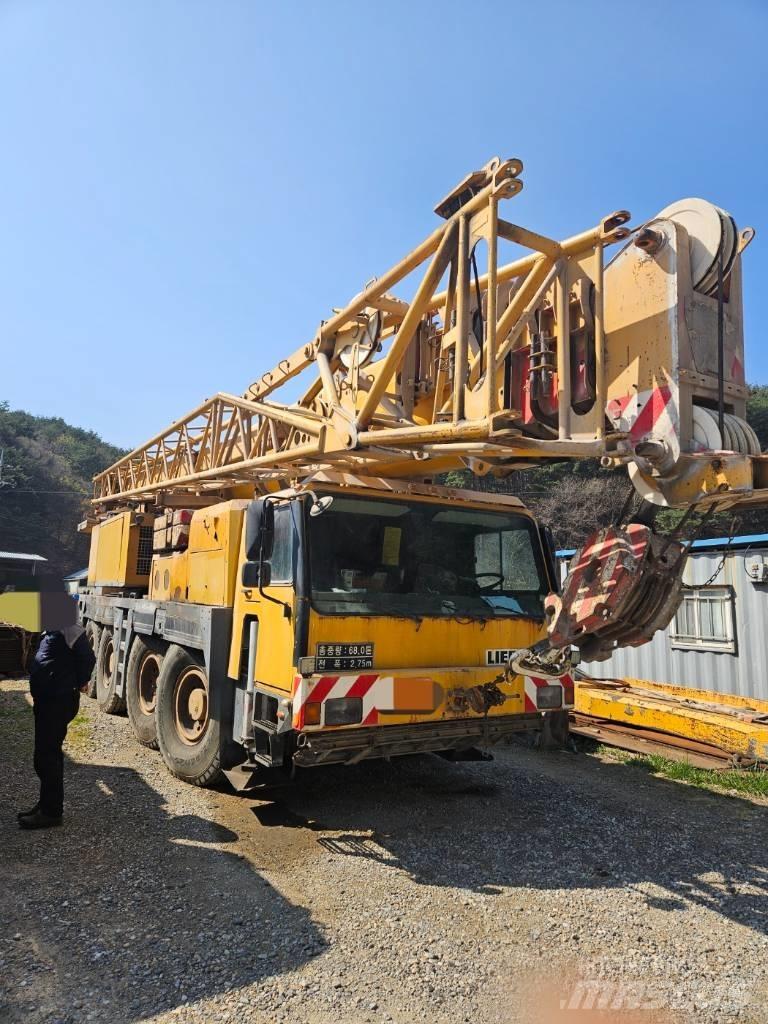 Liebherr LTM 1090-2 Univerzálne terénne žeriavy
