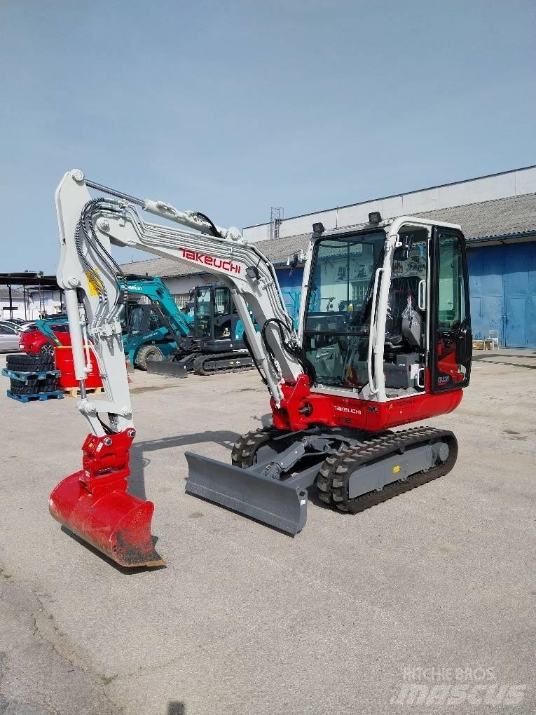 Takeuchi TB230 Mini rýpadlá < 7t