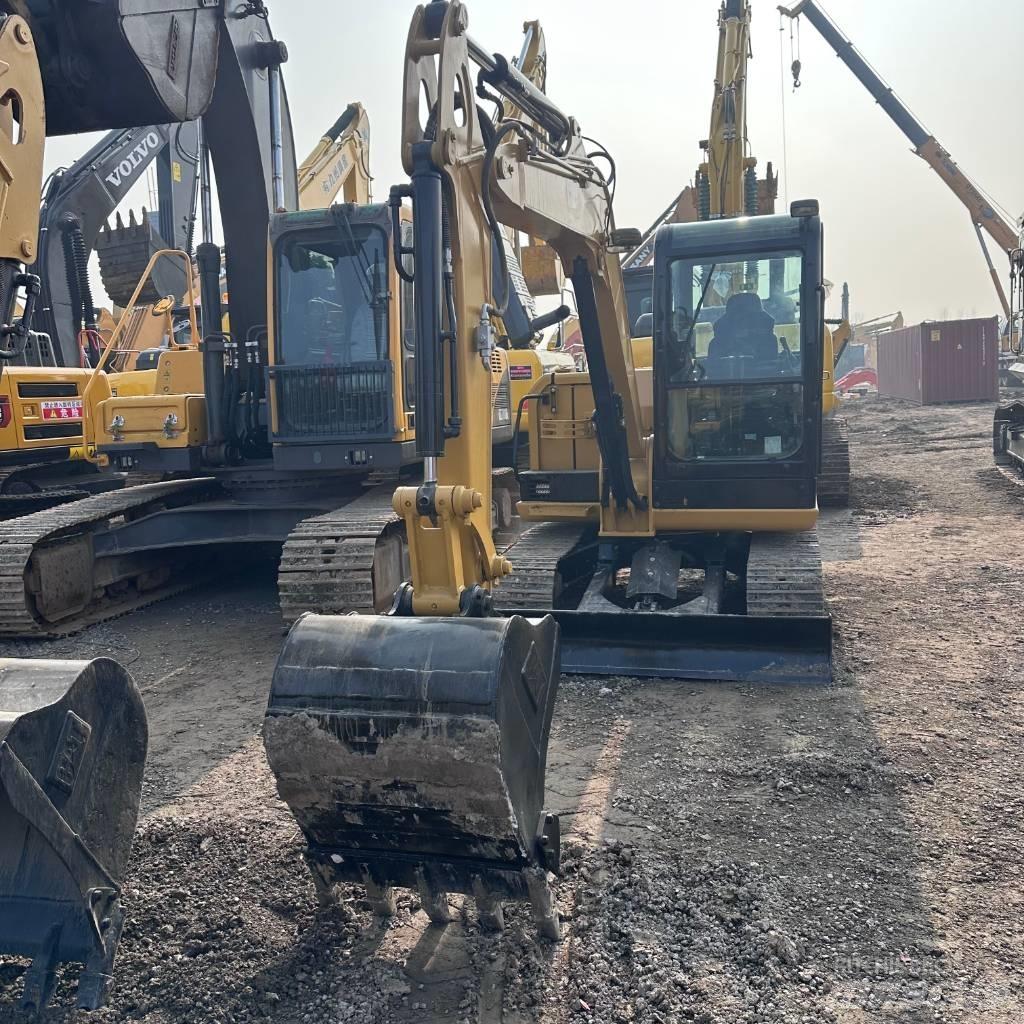 CAT 305.5 Pásové rýpadlá