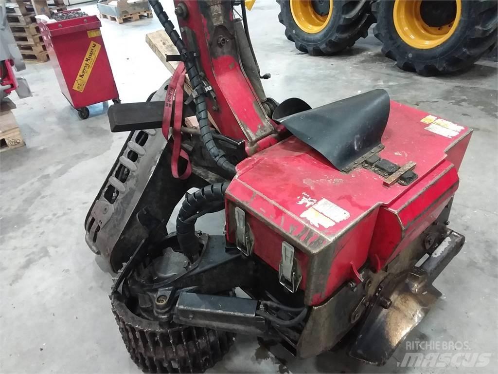 Komatsu S132 Žatevné hlavy