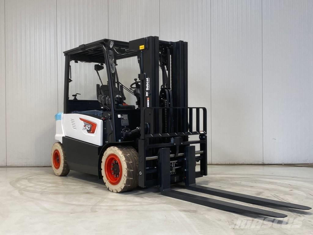 Bobcat B50XC-7 Akumulátorové vozíky