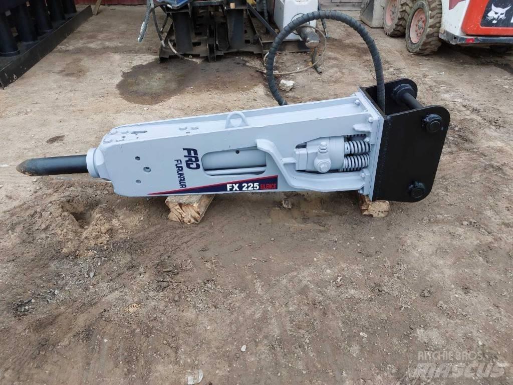 Furukawa FX 225 Búracie kladivá / Zbíjačky