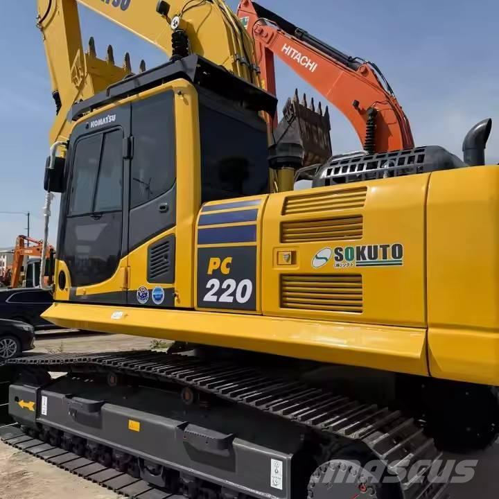 Komatsu PC 220 LC-8 Pásové rýpadlá