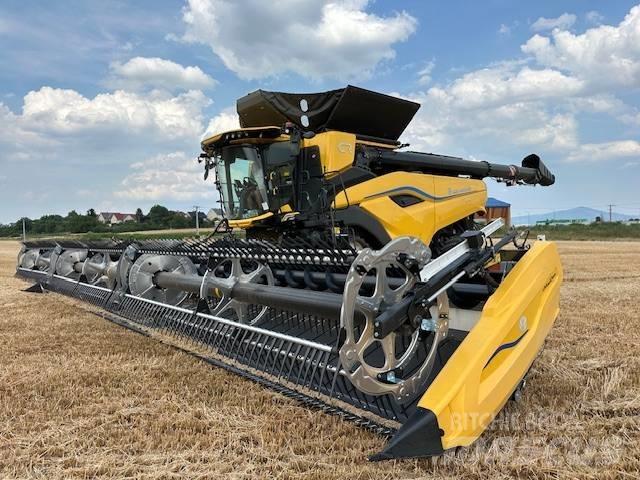 New Holland CR11 Kombinované zberacie stroje