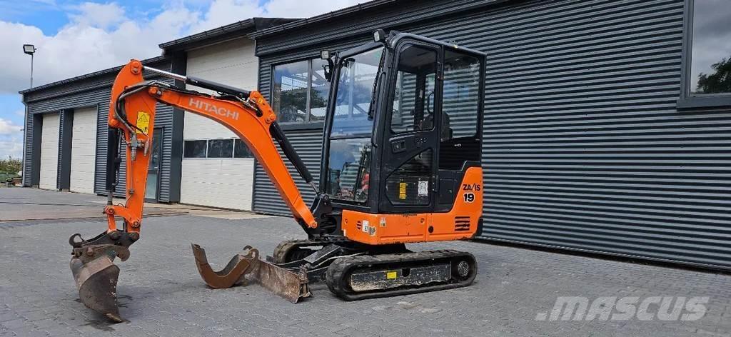 Hitachi ZX19-5 Mini rýpadlá < 7t