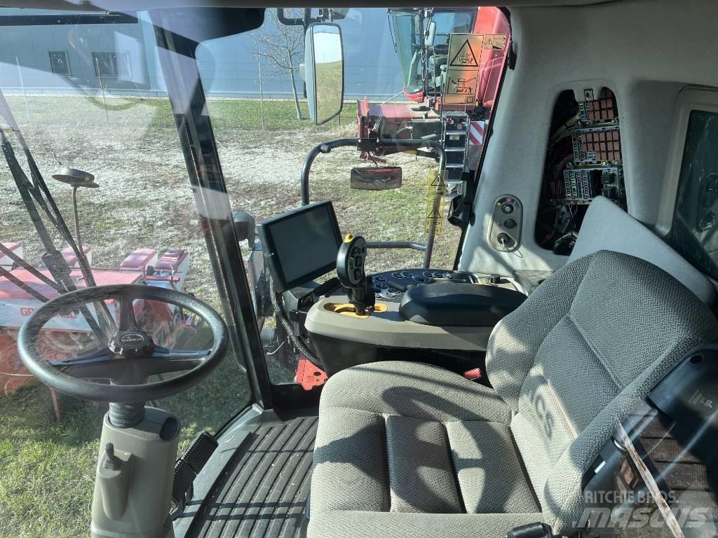 Case IH AF6140 Kombinované zberacie stroje