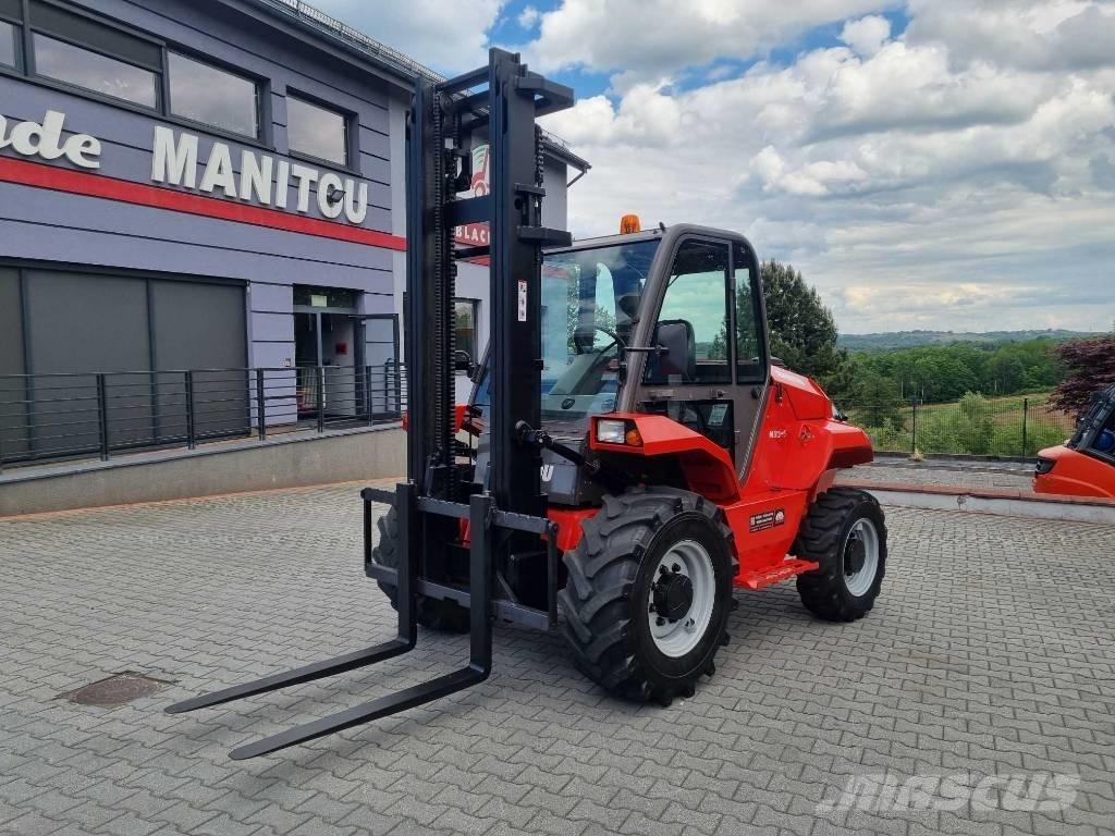 Manitou M26-4 Terénne vysokozdvižné vozíky