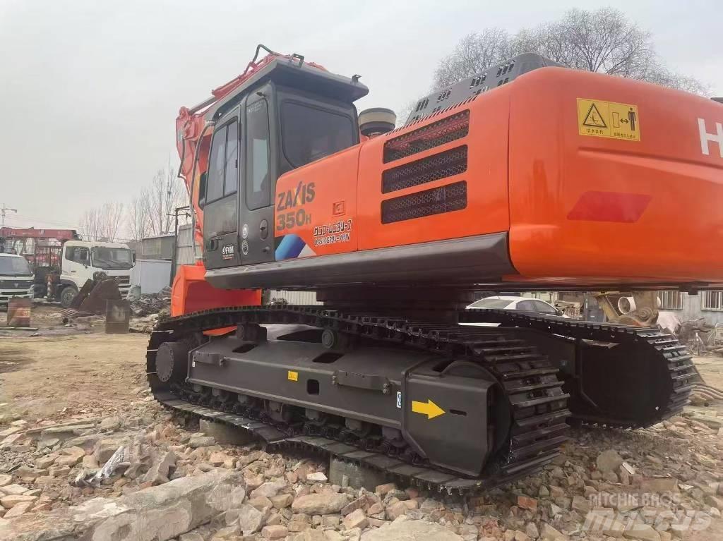 Hitachi 350H Pásové rýpadlá