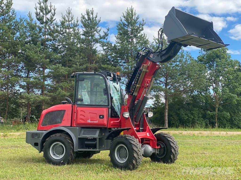  Manitech  MTech 4,5T Teleskopické kolesové nakladače