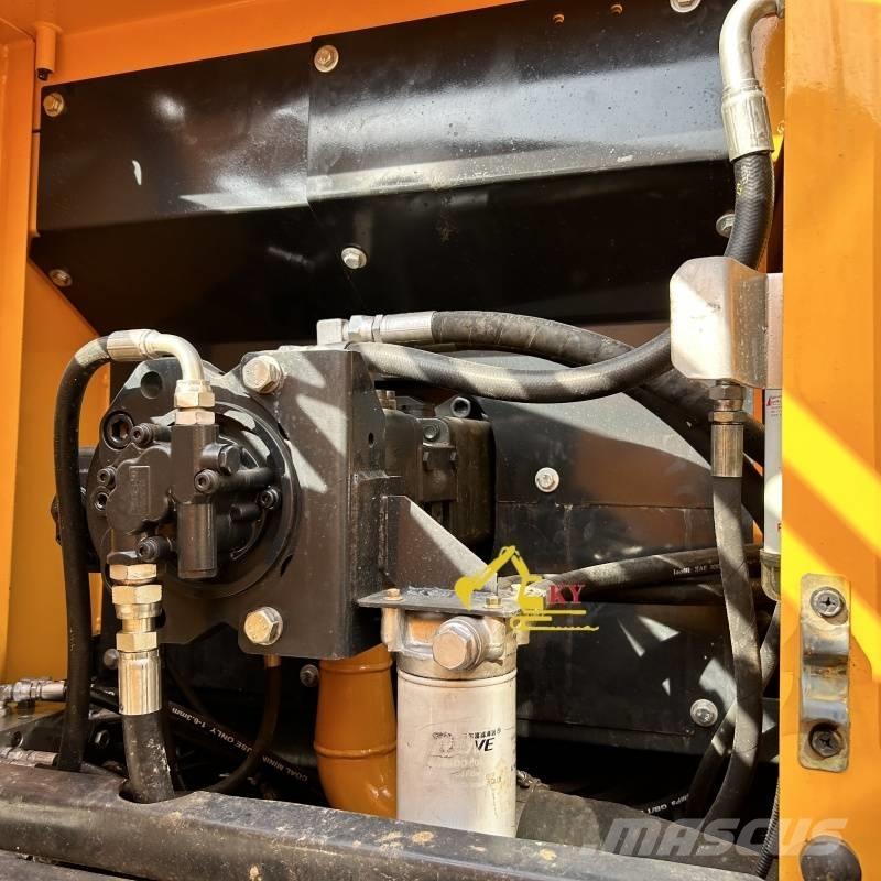 Hyundai 220-9 Pásové rýpadlá