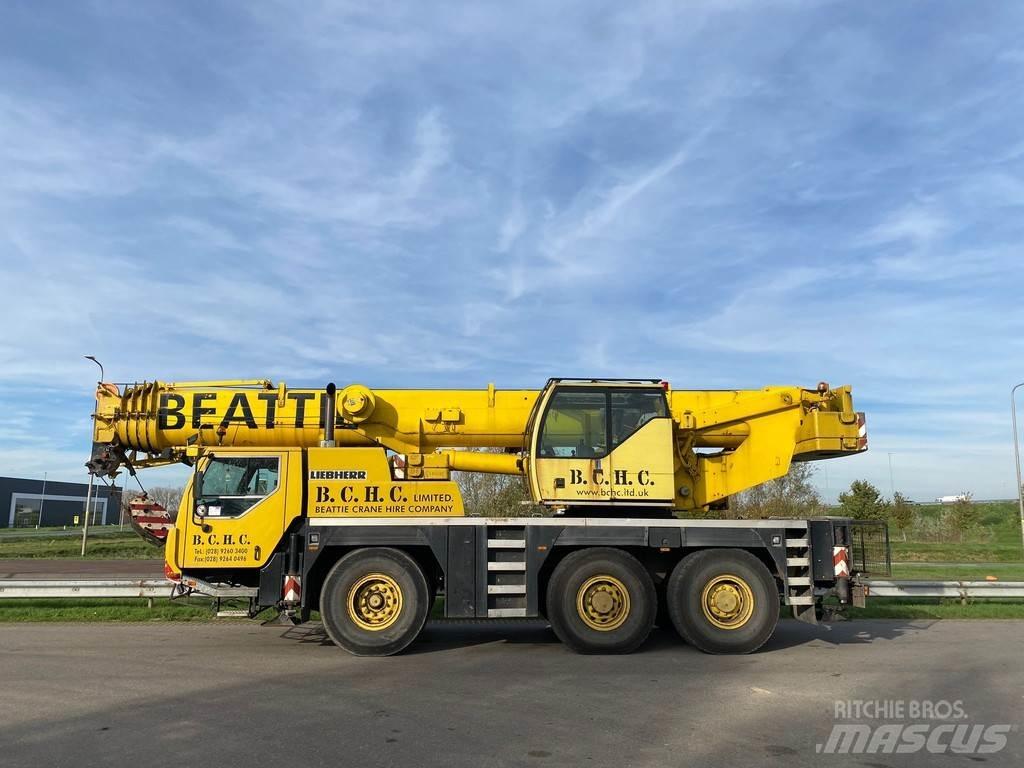 Liebherr LTM1055/1 Univerzálne terénne žeriavy