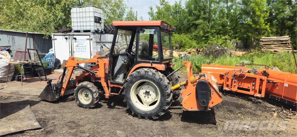 Kubota GT26 Kompaktné traktory