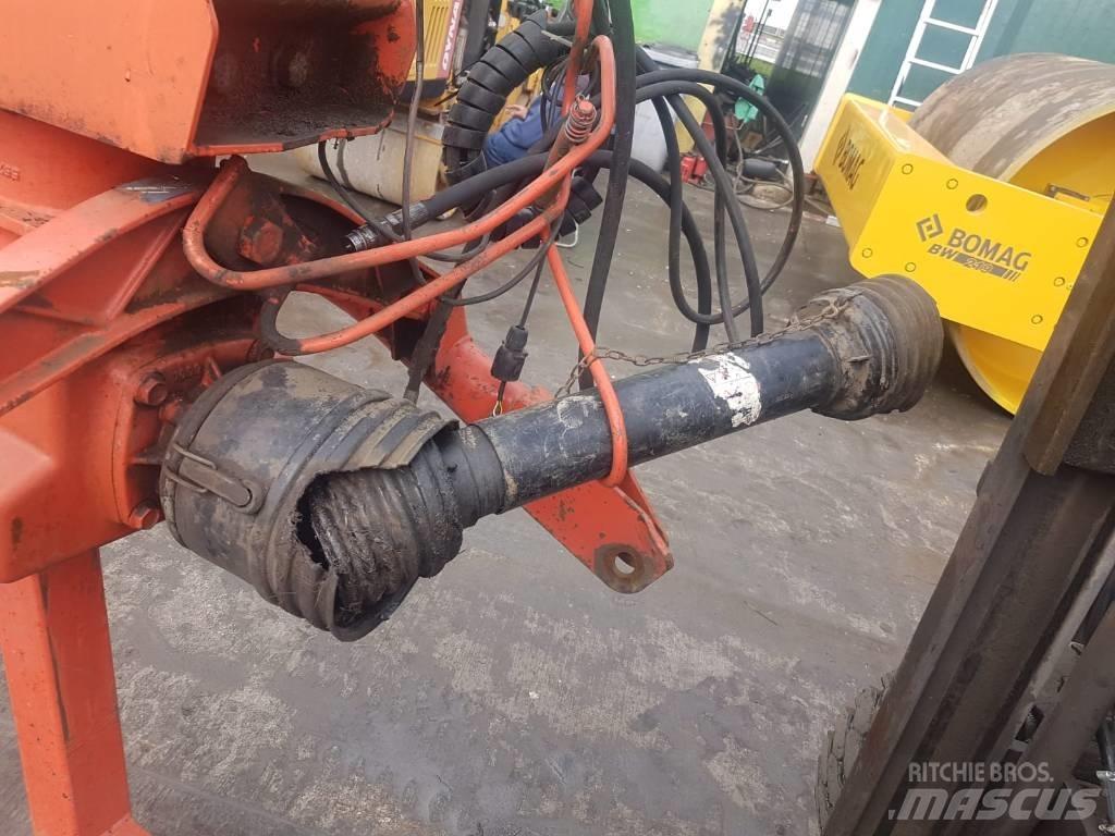 Kuhn FC 303 G C Žacie stroje
