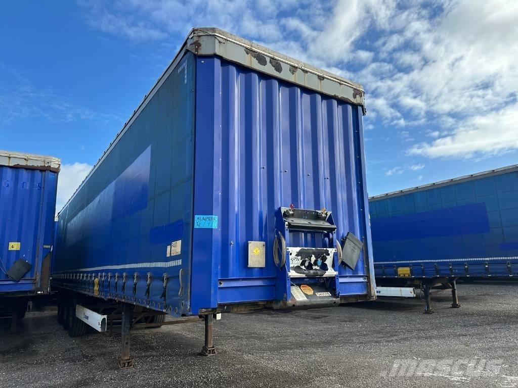 Krone SD serie 8341 Prívesy s bočnou zhrnovacou plachtou
