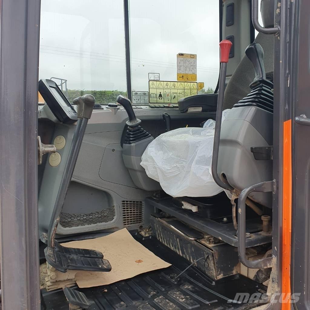 Doosan DX 85 R-3 Midi rýpadlá 7 t - 12 t