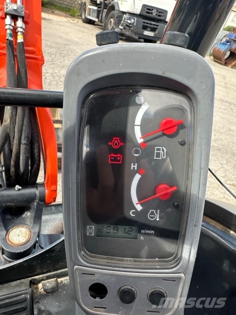 Kubota U 27-4 Mini rýpadlá < 7t