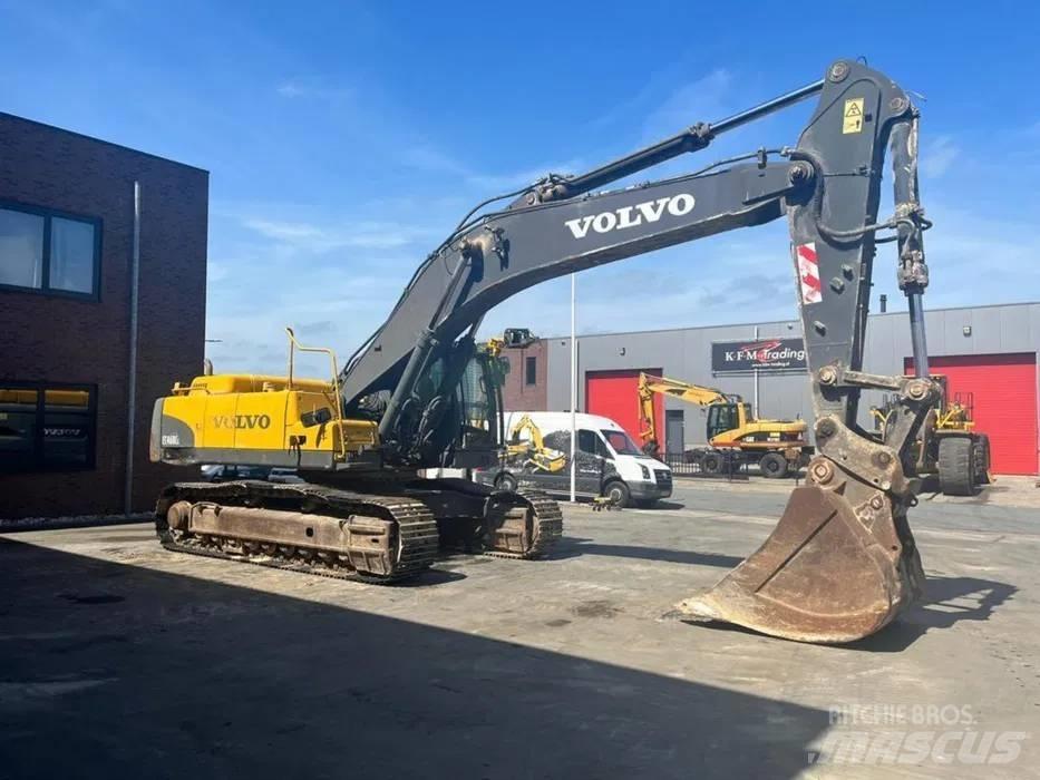 Volvo EC 460 C L Pásové rýpadlá