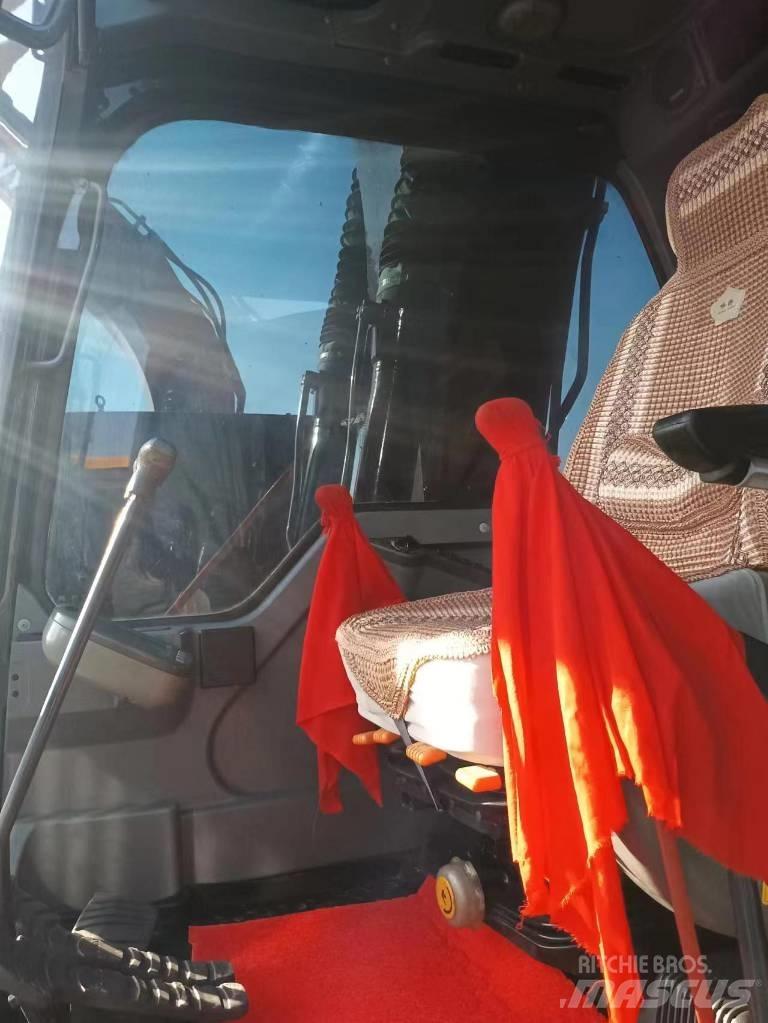 Volvo EC 140 Midi rýpadlá 7 t - 12 t