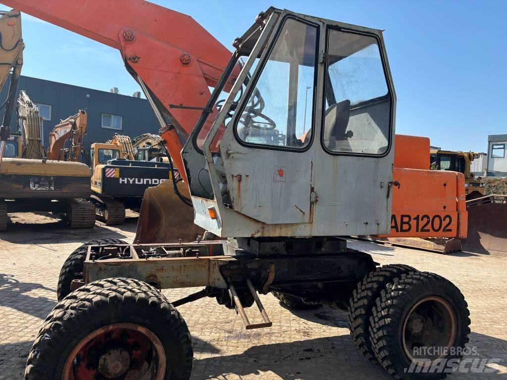 Atlas 120.2E Kolesové rýpadlá
