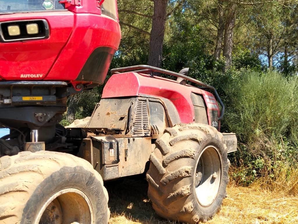 Komatsu 931 Harvestory