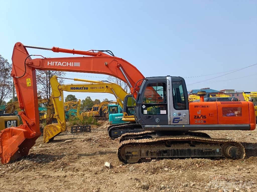 Hitachi ZX 240 Pásové rýpadlá