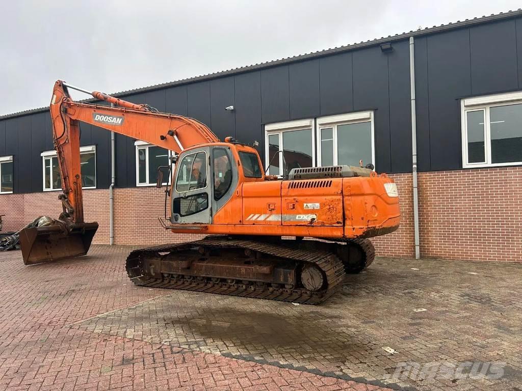 Doosan DX255LC Pásové rýpadlá
