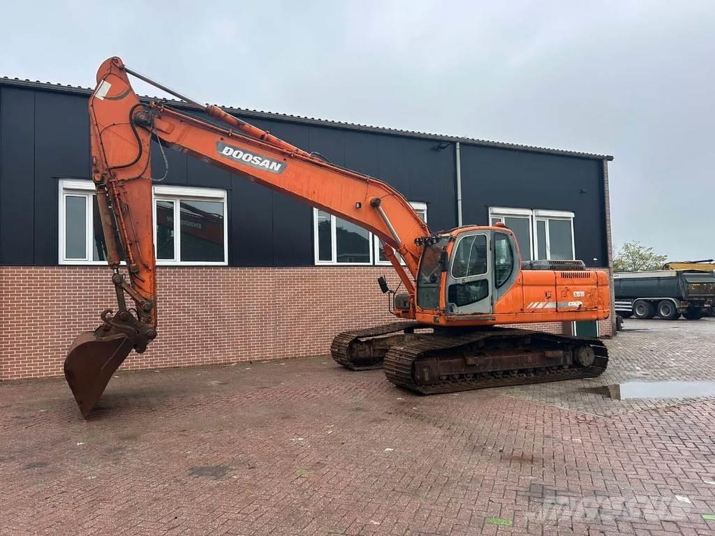 Doosan DX255LC Pásové rýpadlá