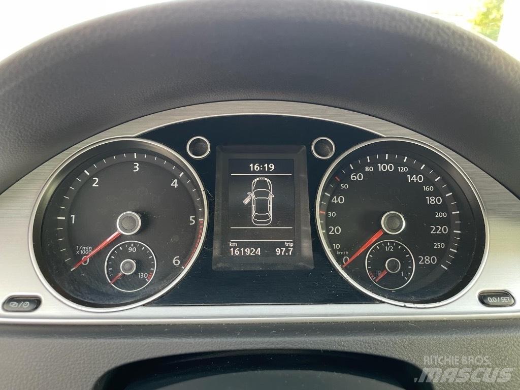 Volkswagen Pasar cc Automobily