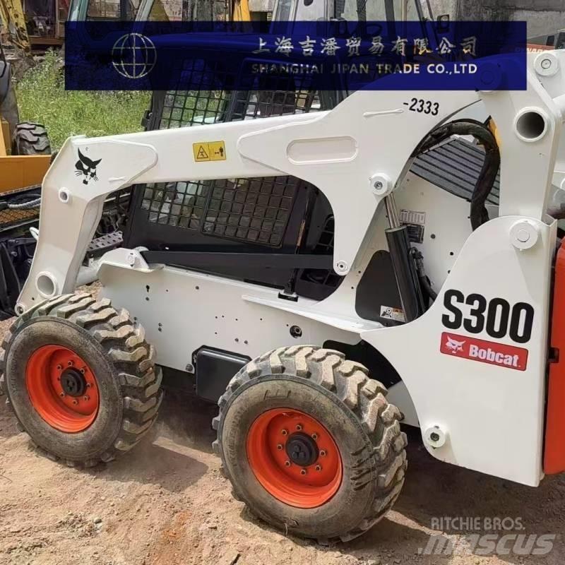 Bobcat S 300 Šmykom riadené nakladače