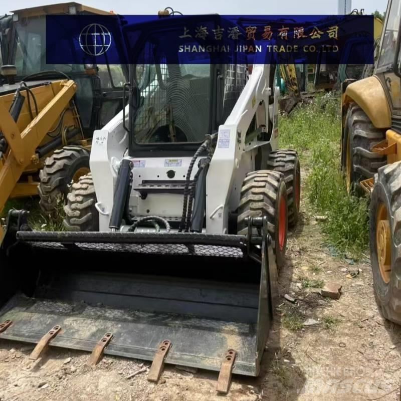 Bobcat S 300 Šmykom riadené nakladače