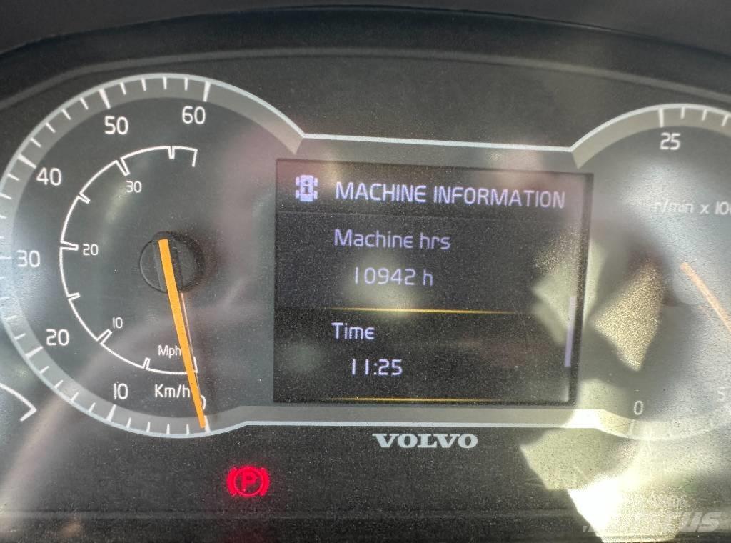 Volvo L 260 H Kolesové nakladače