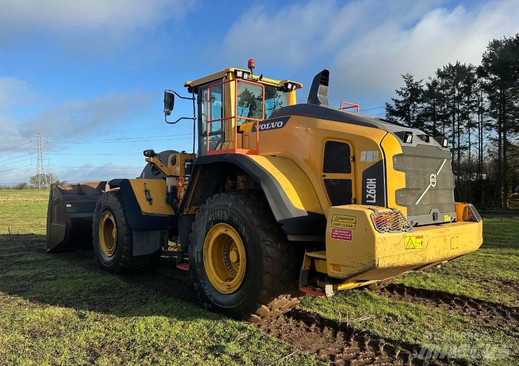 Volvo L 260 H Kolesové nakladače