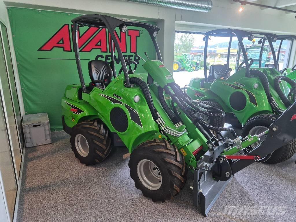 Avant 635 Šmykom riadené nakladače