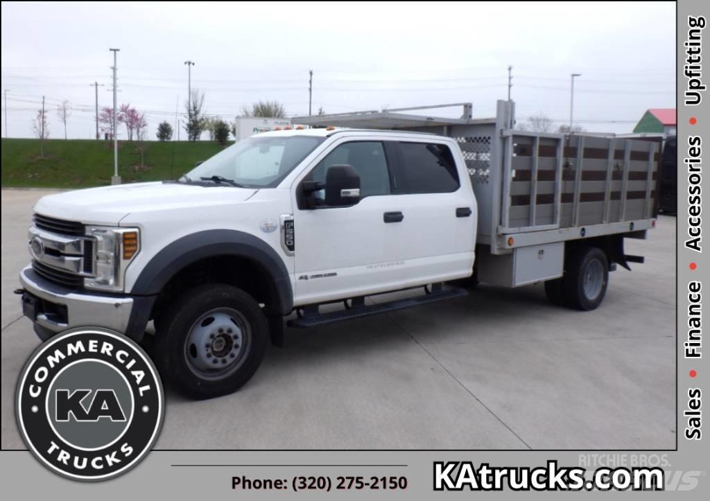 Ford F 550 XLT SD Plošinové nákladné automobily/nákladné automobily so sklápacími bočnicami