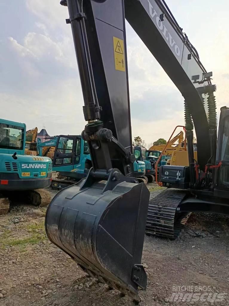 Volvo EC 140 Pásové rýpadlá