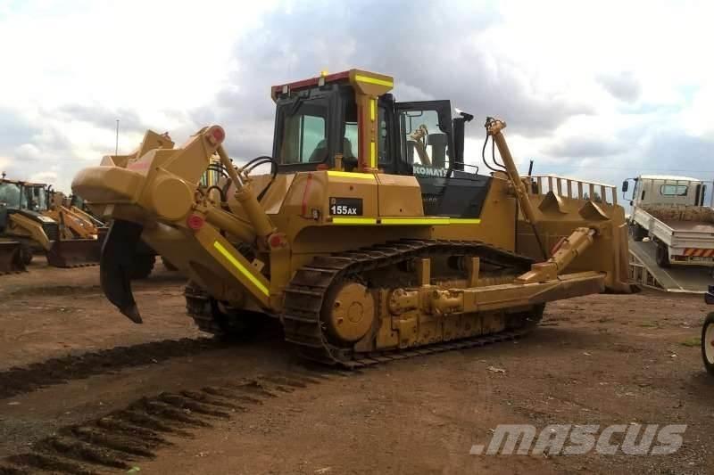 Komatsu D155-5 Pásové dozéry