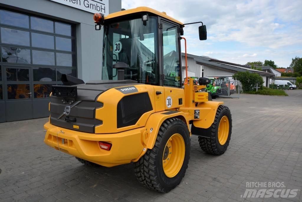 Volvo L 35 HS Kolesové nakladače