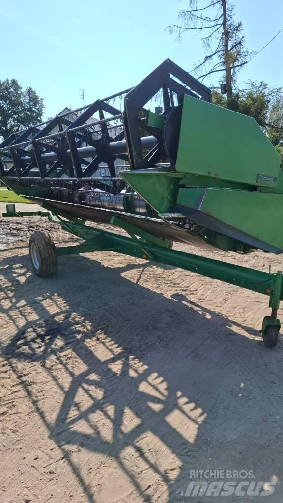 John Deere 2256 Kombinované zberacie stroje