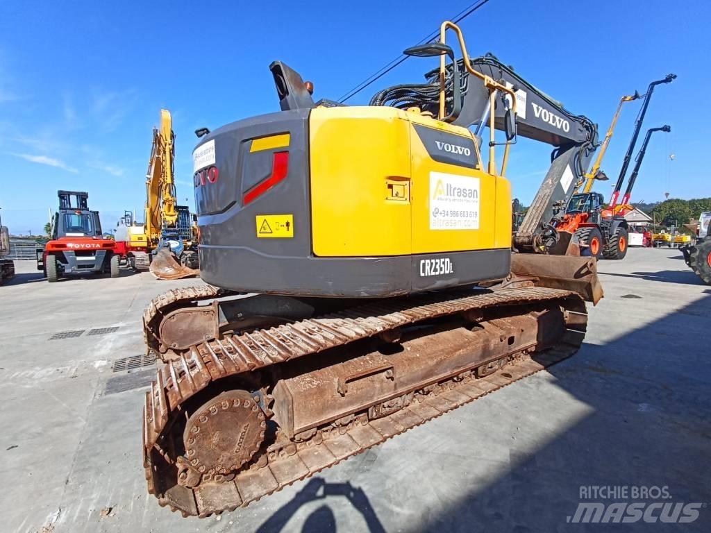 Volvo ECR 235 C L Pásové rýpadlá