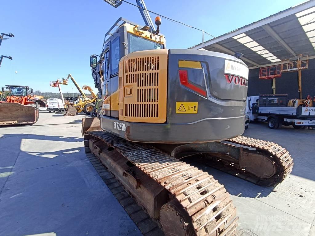 Volvo ECR 235 C L Pásové rýpadlá