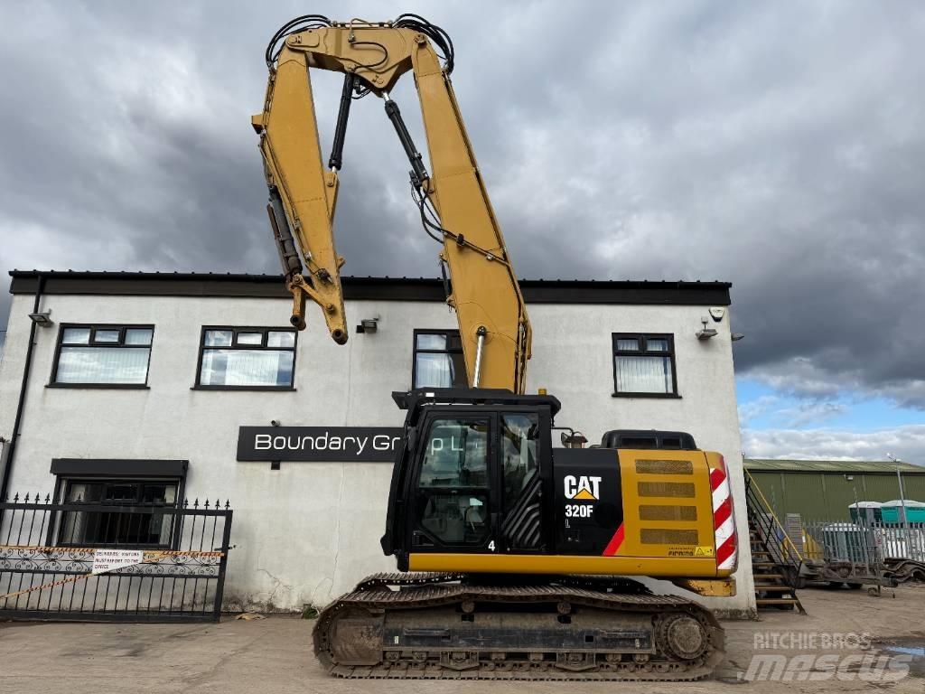 CAT 320 FL Rýpadlá s dlhým dosahom