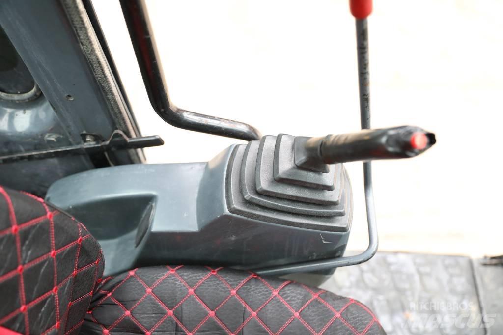 Kobelco SK 140 Pásové rýpadlá